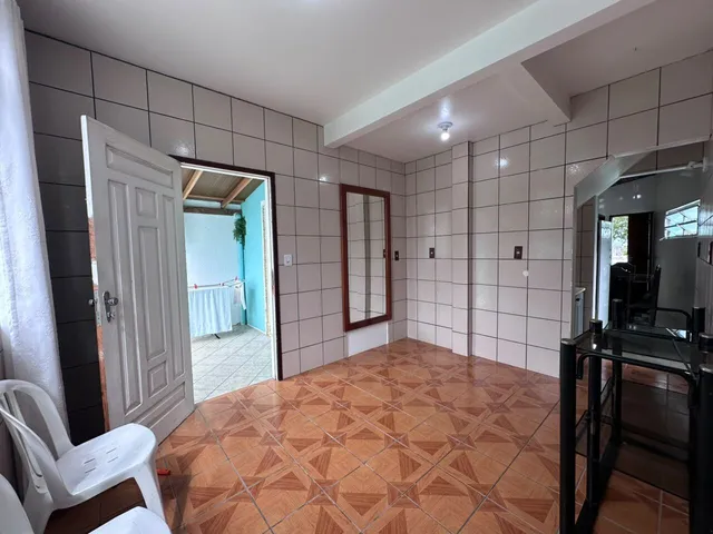 Imagem 12: Casa Térrea Mobiliada para Locação na Costeira do Pirajubaé