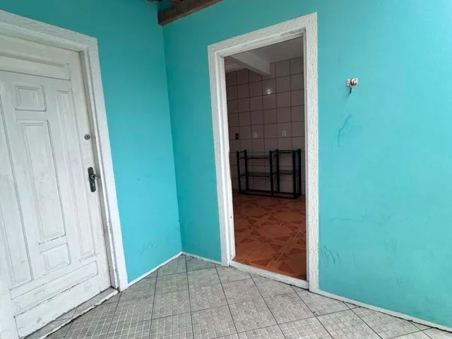 Imagem 11: Casa Térrea Mobiliada para Locação na Costeira do Pirajubaé