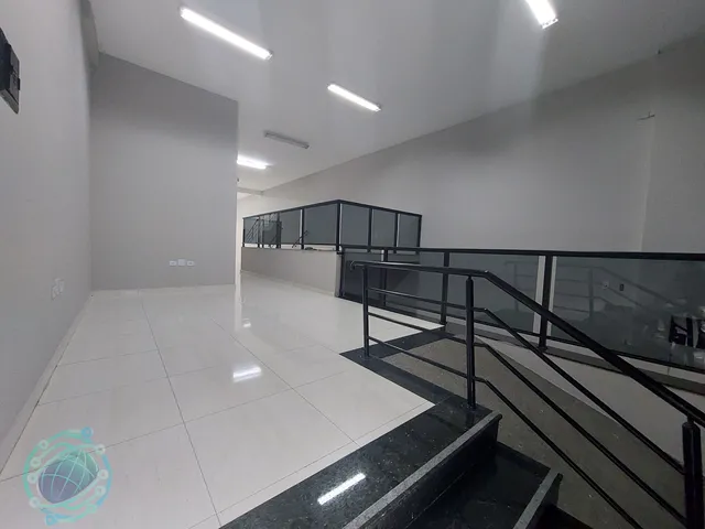 Imagem: Prédio Comercial para Locação Ao Lado