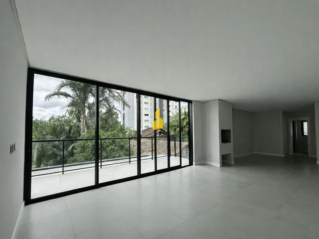 Imagem 12: Apartamento com Terraço Privativo