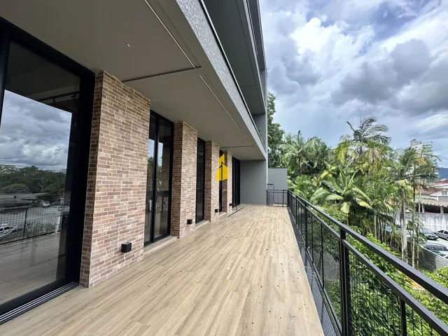 Imagem 7: Apartamento com Terraço Privativo