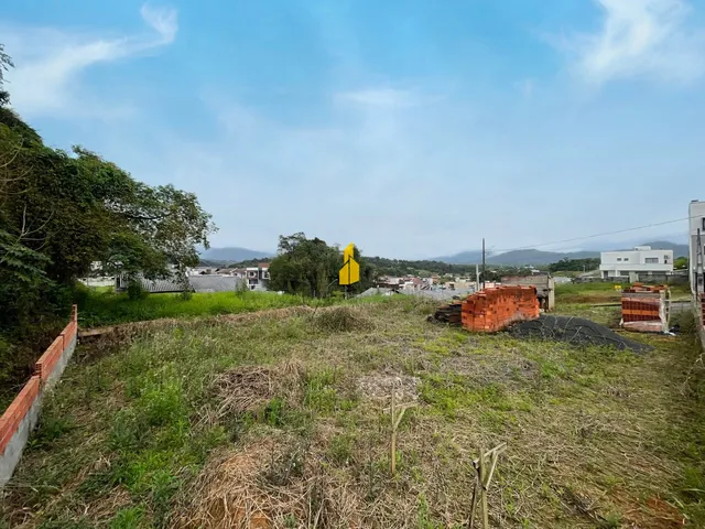Imagem: Terreno Pronto para Construir