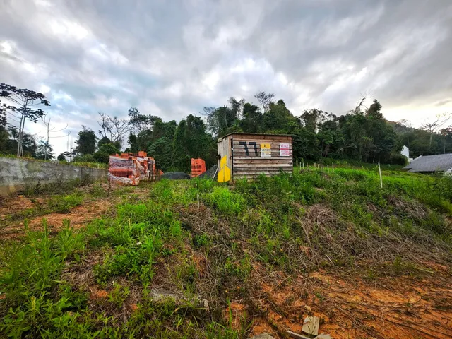Imagem 2: Terreno Pronto para Construir