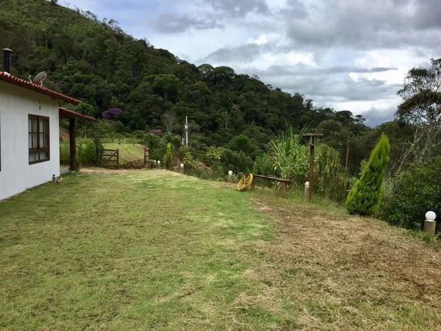 Imagem 8: Sitio com Ampla Casa Térrea com Varanda Ampla Lateral
