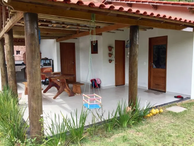 Imagem 13: Sitio com Ampla Casa Térrea com Varanda Ampla Lateral