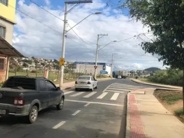 Imagem 4: Terreno Plano para Venda Ou Aluguel para Fins Comerciais / Cariacica - Es