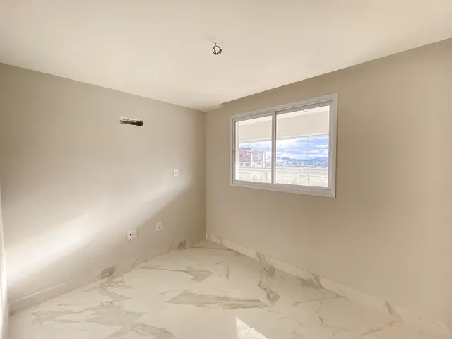 Imagem 3: Apartamento Dois Quartos Sendo Uma Suíte - Oportunidade