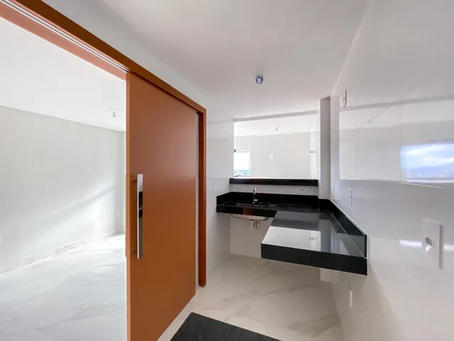 Imagem 13: Apartamento Dois Quartos Sendo Uma Suíte - Oportunidade