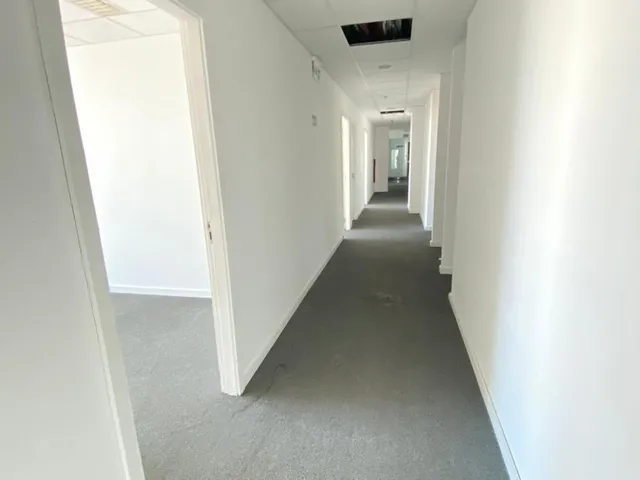 Imagem 2: Venda e Locação de Andar no Centro Empresarial Praia da Costa, em Vila Velha/Es!
