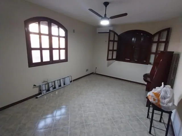 Imagem 5: Casa Duplex em Ponto Estratégico em Itapebussu / Guarapari - Es