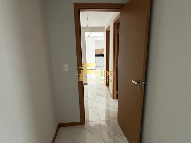 Imagem 2: Apartamento À Venda de 2 Quartos, Próximo Ao Mar na Praia do Morro em Guarapari-Es!