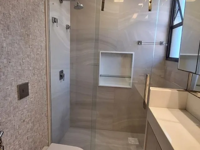 Imagem 10: Um Deslumbrante Apartamento na Praia do Canto / Somente 1 por Andar - Raríssimo!