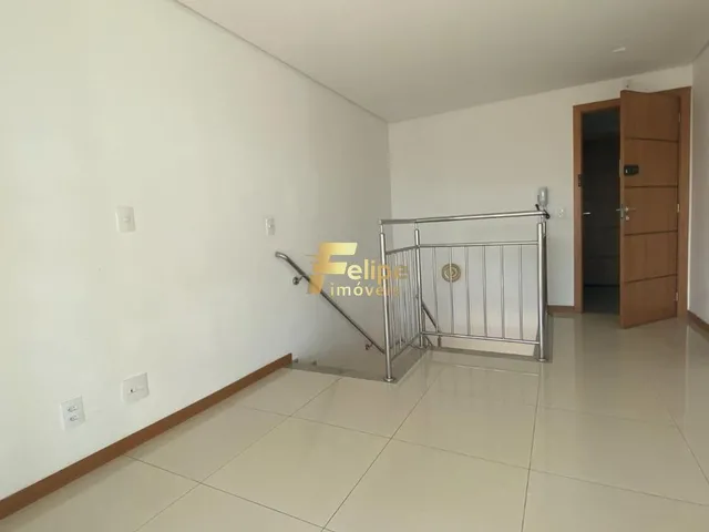 Imagem 12: Cobertura Duplex em Prédio Frente Ao Mar