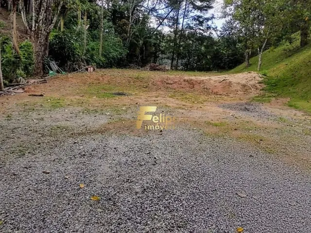 Imagem 13: Um Paraíso em Meio a Mata Atlântica. Casa de Campo Moderna Alto Padrão Mobiliada com Porteira Fechada