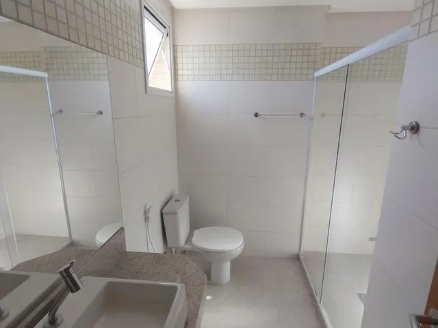 Imagem 7: Apartamento a Uma Quadra da Praia com 3 Quartos e 1 Suíte / Praia do Morro