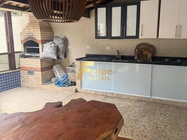 Imagem 12: Belíssima e Espaçosa Casa com Piscina À Venda em Santana, Cariacica/Es!