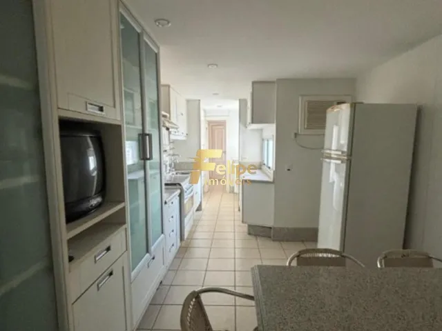 Imagem 2: Belíssimo e Luxuoso Apartamento 04 Quartos, Sendo 04 Suítes e Lazer Completo na Enseada do Suá, em Vitória/Es!