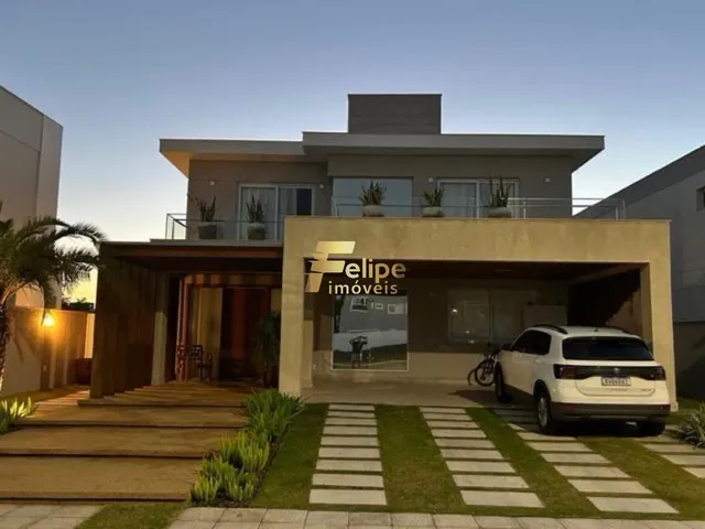 Imagem: Belíssima e Harmoniosa Casa Duplex Localizada