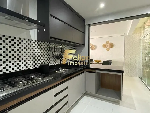 Imagem 16: Excelente Casa de 03 Quartos com Suíte e Piscina À Venda Porteira Fechada na Praia do Morro em Guarapari/Es!