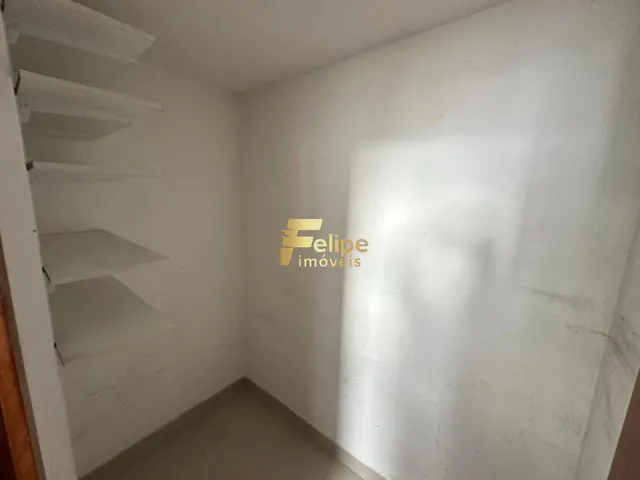 Imagem 3: Espaçoso Apartamento de 04 Quartos, Sendo 01 Suíte, À Venda em Barro Vermelho, Vitória/Es!