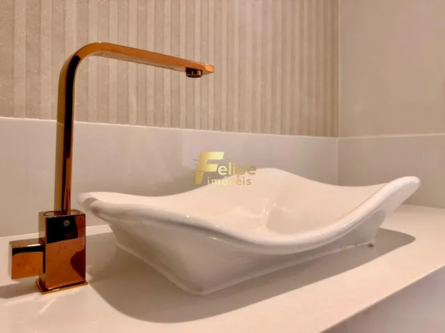 Imagem 15: Luxuosa Casa com 04 Quartos, Sendo 02 Suítes, Picina com Prainha, À Venda em Buenos Aires, Guarapari/Es!