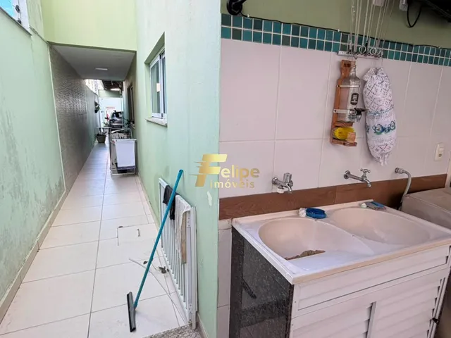 Imagem 2: Linda Espaçosa e Aconchegante Casa com 03 Suítes, Área Gormet e Piscina, À Venda na Praia do Morro, Guarapari/Es!