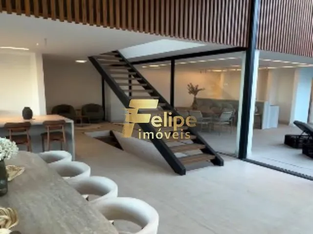 Imagem: Luxuosa Casa Triplex com 06 Suítes, Elevador