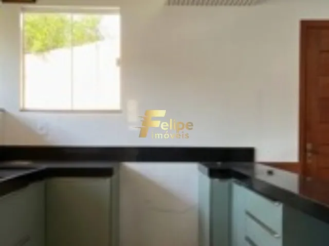 Imagem 2: Belíssima Casa de 04 Quartos, Sendo 01 Suíte, Piscina, Excelente Localização, À Venda em Araçás, Vila Velha/Es!