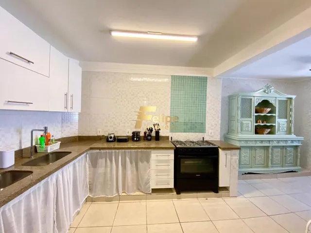 Imagem 4: Lindíssima Casa com 04 Suítes, Piscina, Área Gourmet, Excelente Acabamento, À Venda no Bairro Ipiranga, Guarapari/Es!