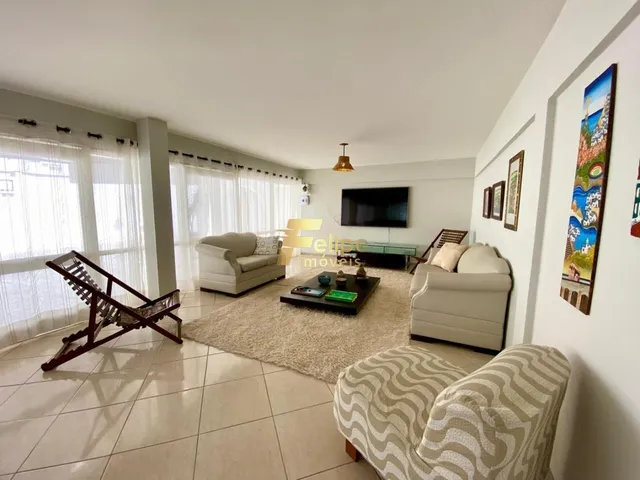 Imagem 3: Lindíssima Casa com 04 Suítes, Piscina, Área Gourmet, Excelente Acabamento, À Venda no Bairro Ipiranga, Guarapari/Es!