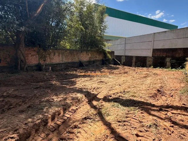 Imagem: Terreno À Venda em Sapucaia do Sul, no