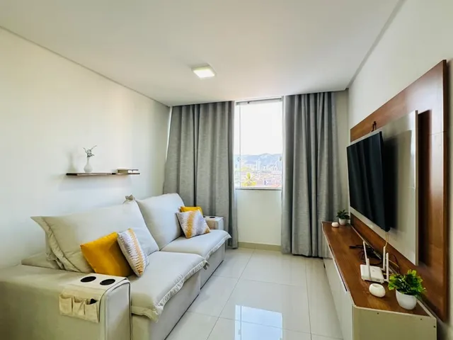 Imagem: Casa Geminada Triplex À Venda - Bairro