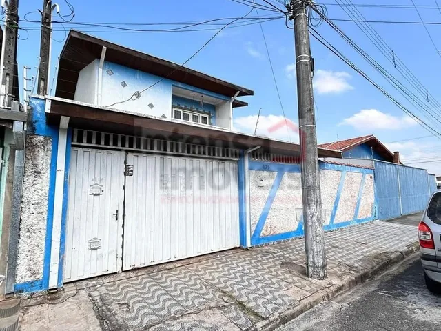 Imagem: Sobrado com Piscina e Quintal no Parque