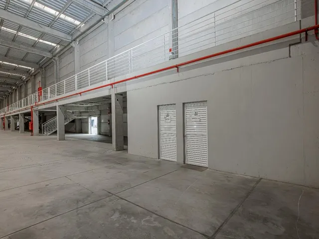 Imagem 14: Aluguel de Galpão Industrial de 9.131M² em Joinville-Sc, Bairro Rio Bonito - Rio Bonito. Venha Conferir!