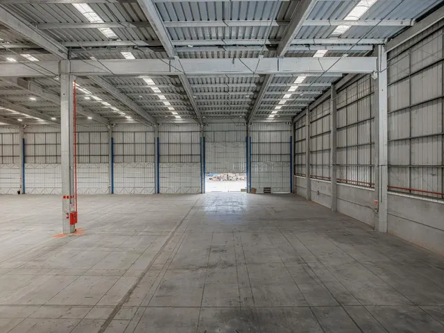 Imagem 5: Aluguel de Galpão Industrial de 9.131M² em Joinville-Sc, Bairro Rio Bonito - Rio Bonito. Venha Conferir!