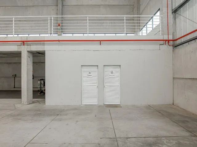 Imagem 11: Aluguel de Galpão Industrial de 9.131M² em Joinville-Sc, Bairro Rio Bonito - Rio Bonito. Venha Conferir!