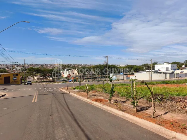 Imagem 15: Casa À Venda no Bairro Nova Passos na Cidade de Passos-Mg