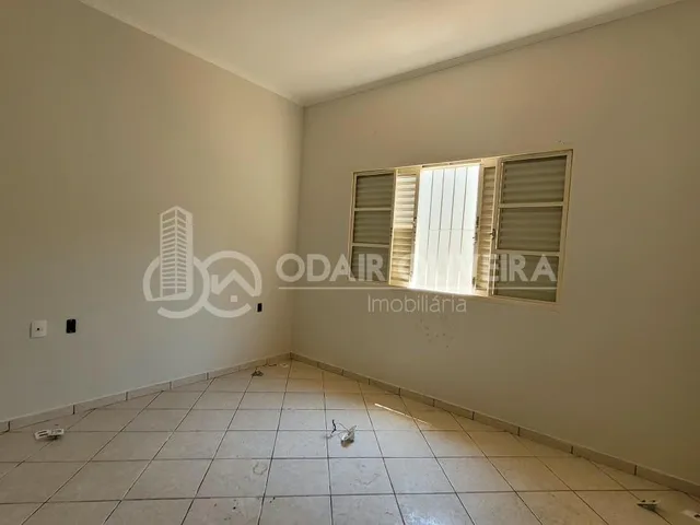 Imagem 16: Casa Disponível para Locação no Bairro santa Casa em Passosmg