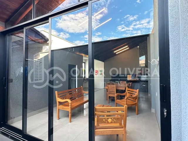 Imagem: Casa À Venda no Bairro Vila Betinho, na