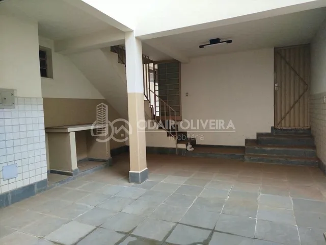 Imagem 3: Casa Disponível para Locação no Centro da Cidade de Passosmg