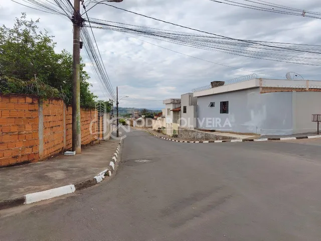Imagem 6: Casa À Venda no Bairro Penha Ii, na Cidade de Passos-Mg