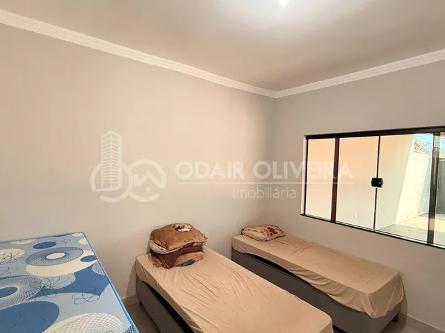 Imagem 3: Casa com Piscina e Varanda para Locação no Bairro Coimbras