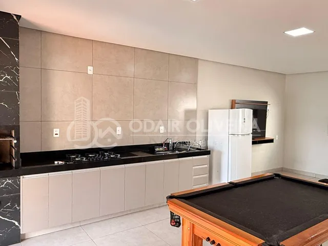Imagem 5: Casa com Piscina e Varanda para Locação no Bairro Coimbras