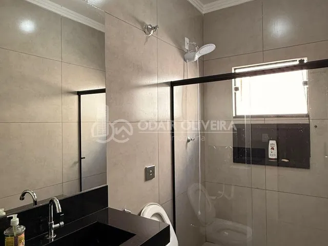 Imagem 6: Casa com Piscina e Varanda para Locação no Bairro Coimbras