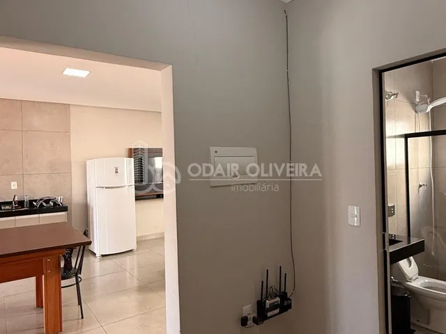 Imagem 14: Casa com Piscina e Varanda para Locação no Bairro Coimbras