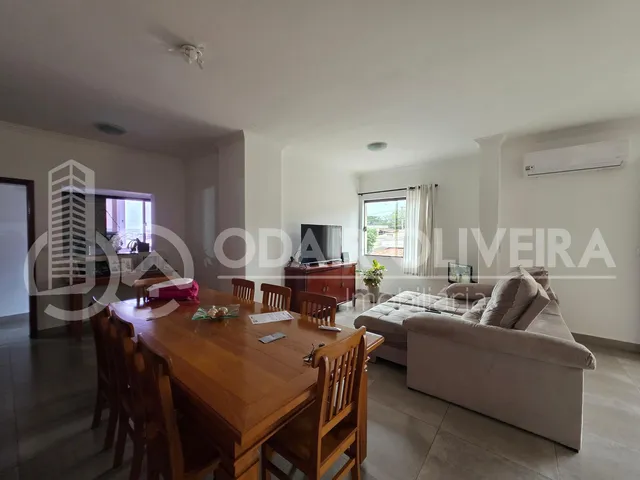 Imagem 7: Apartamento À Venda com Suíte com Hidromassagem, 2 Vagas e Ampla Área Gourmet