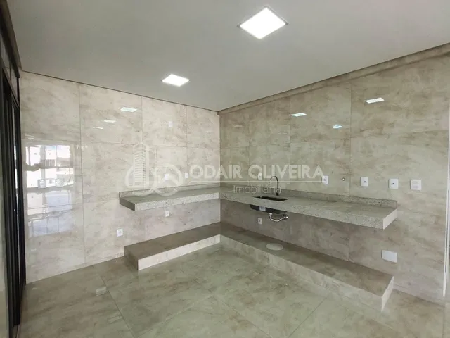 Imagem 14: Apartamento À Venda no Edifício 14 de Maio no Centro de Passos-Mg