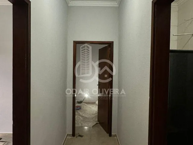 Imagem 10: Casa com 3 Dormitórios Disponível para Locação - Jardim Itália - Passos - Mg