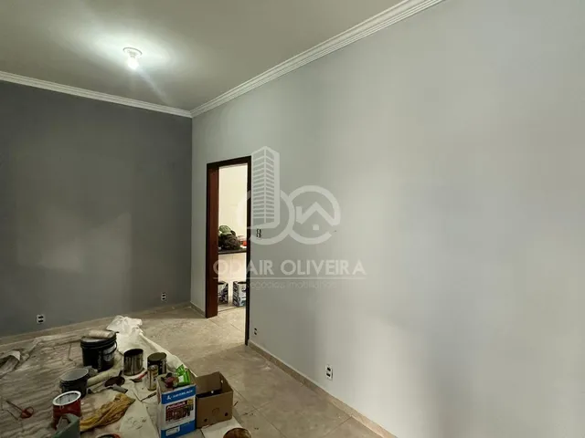 Imagem 13: Casa com 3 Dormitórios Disponível para Locação - Jardim Itália - Passos - Mg