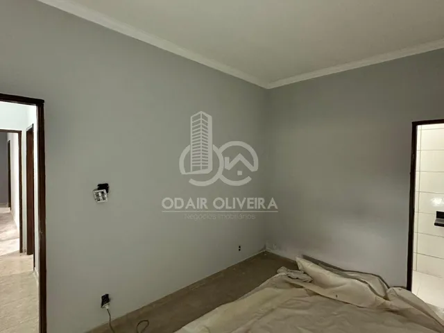 Imagem 12: Casa com 3 Dormitórios Disponível para Locação - Jardim Itália - Passos - Mg